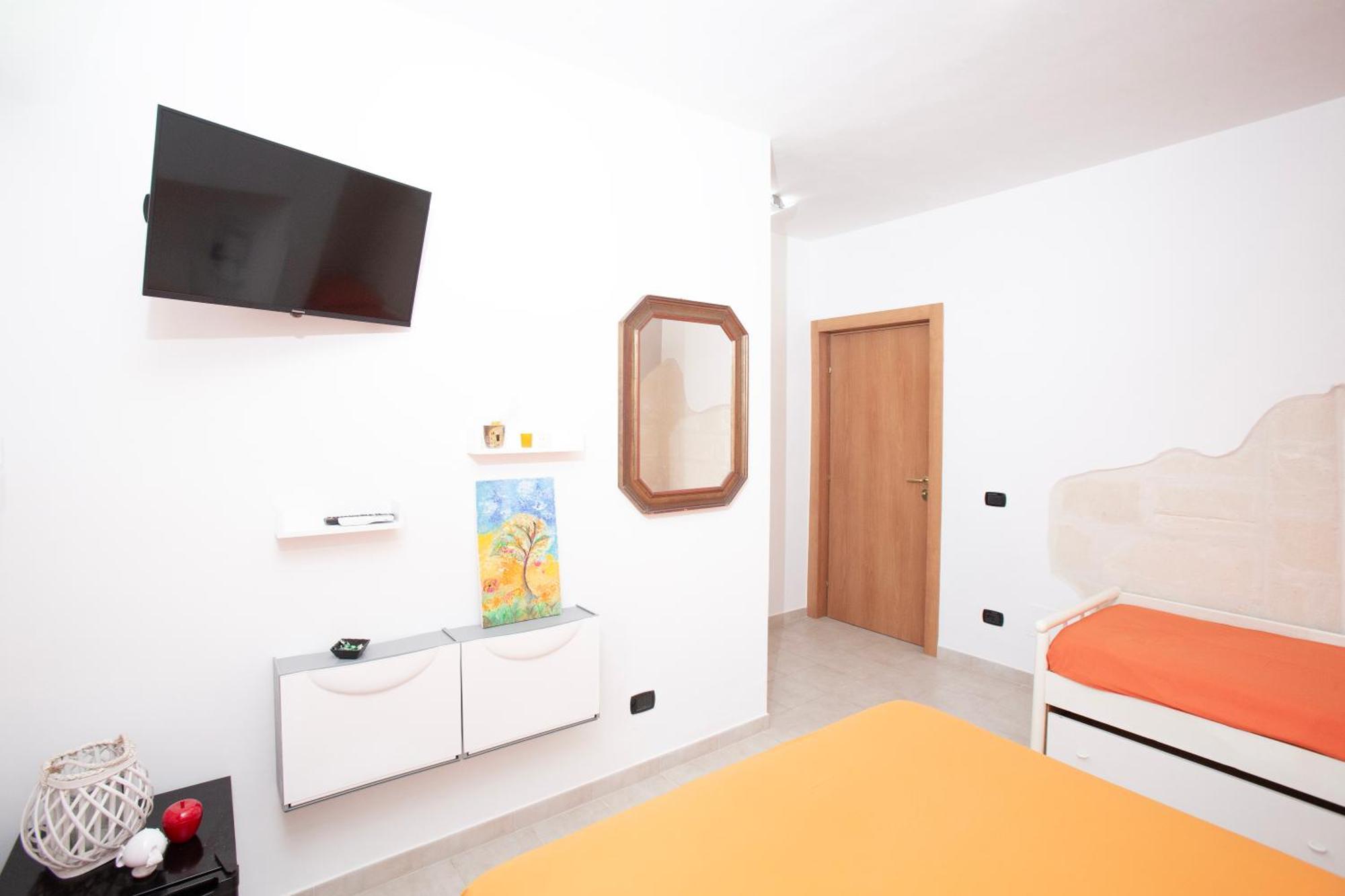B&B Montedarena ปุลซาโน ภายนอก รูปภาพ