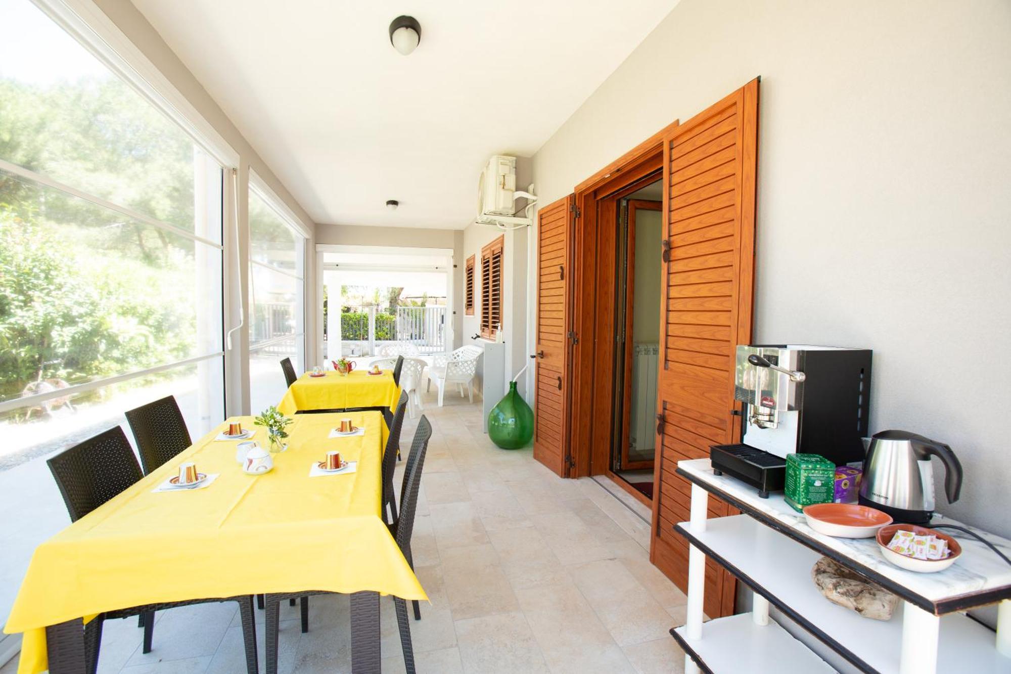 B&B Montedarena ปุลซาโน ภายนอก รูปภาพ